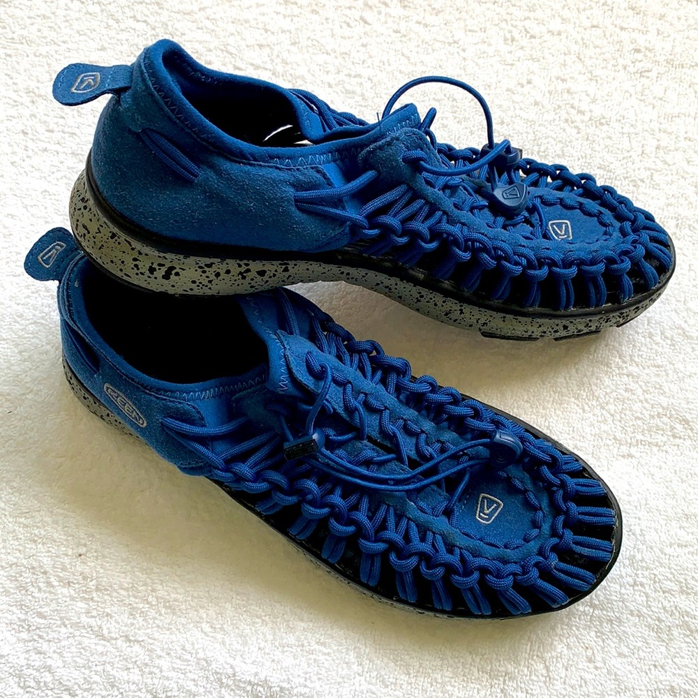 KEEN Women's Blue Knotted Sling Sneakers